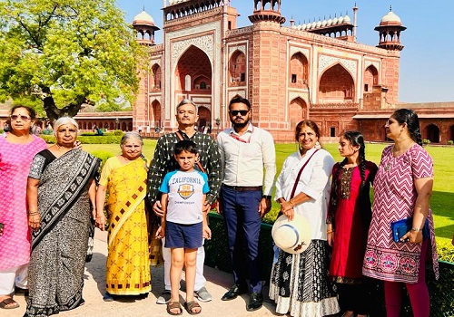 Private Day Tour Agra Local Sightseeing